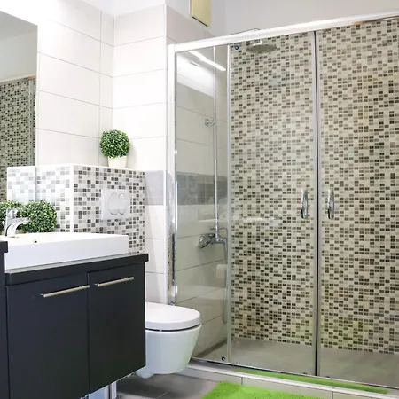 Giardino By Artemisia Apartment *